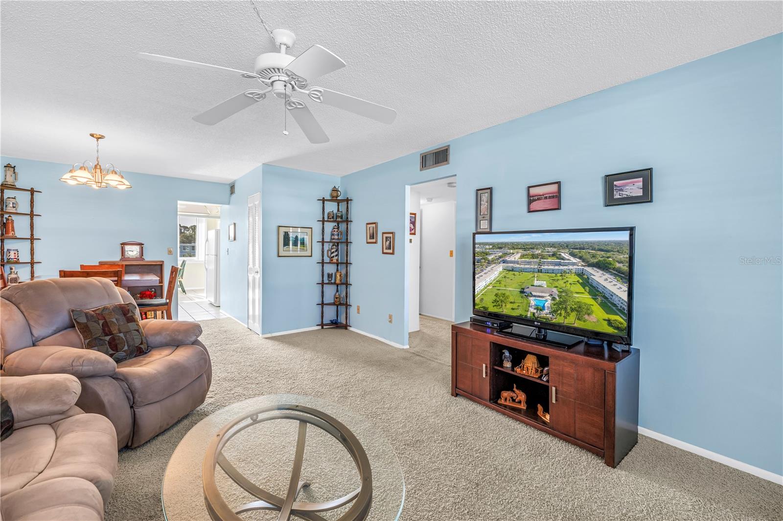 4715 Bay Unit 320, St Petersburg, FL 33703