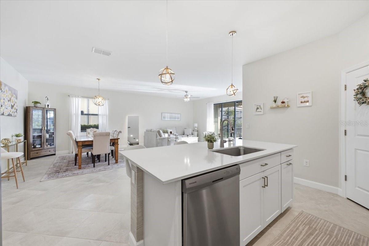 5250 Coral Reef, Lakewood Ranch, FL 34211