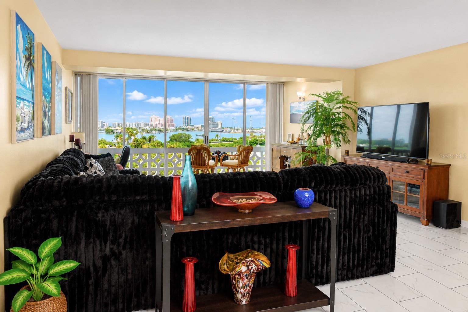 31 Island Unit 505, Clearwater Beach, FL 33767