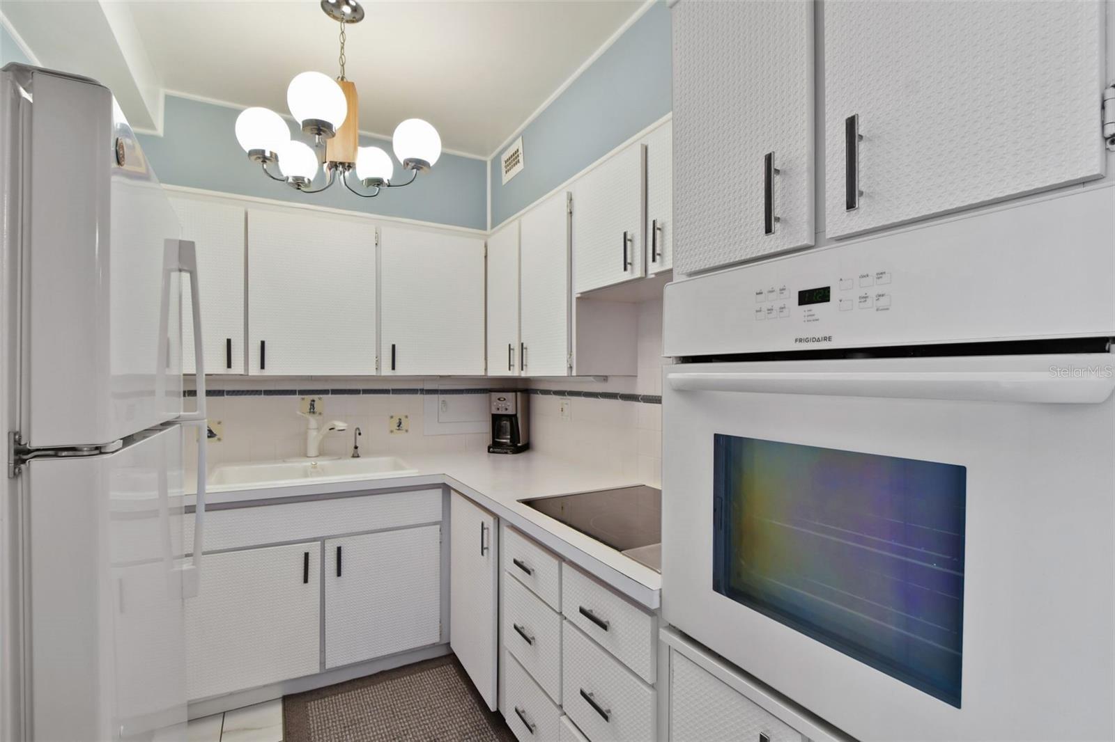 31 Island Unit 505, Clearwater Beach, FL 33767