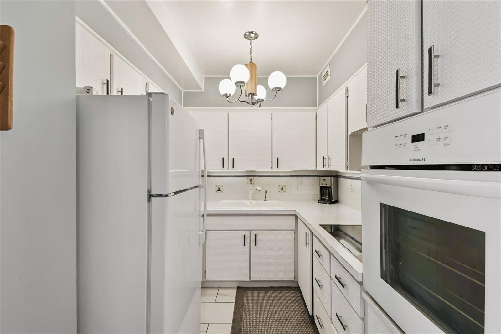 31 Island Unit 505, Clearwater Beach, FL 33767