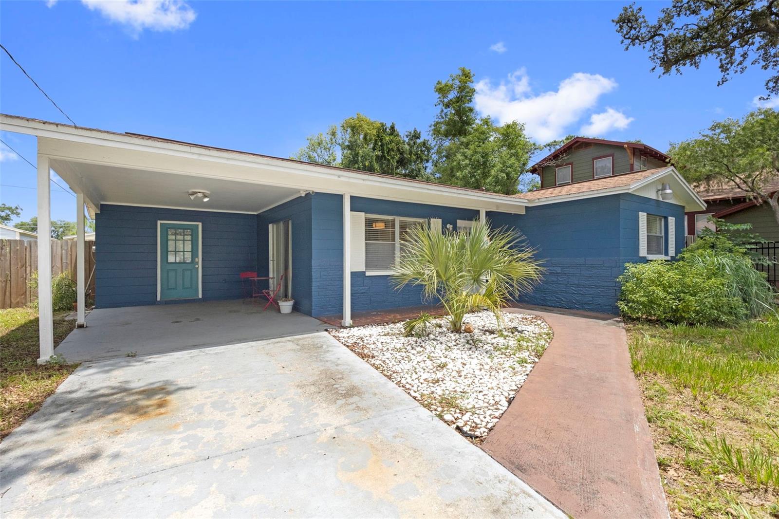 1218 New Orleans, Tampa, FL 33603
