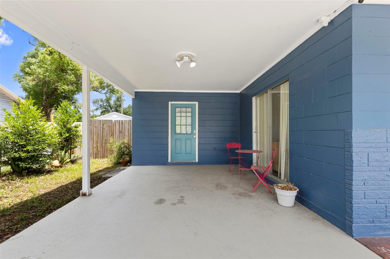 1218 New Orleans, Tampa, FL 33603