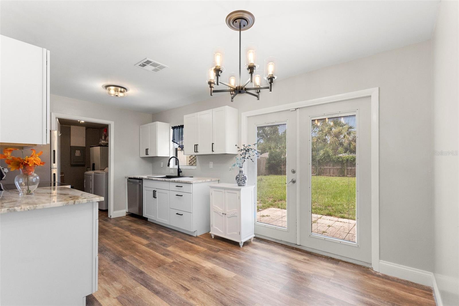 1218 New Orleans, Tampa, FL 33603