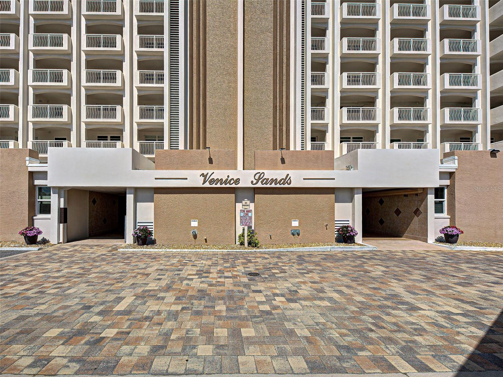 633 Alhambra Unit 1006, Venice, FL 34285