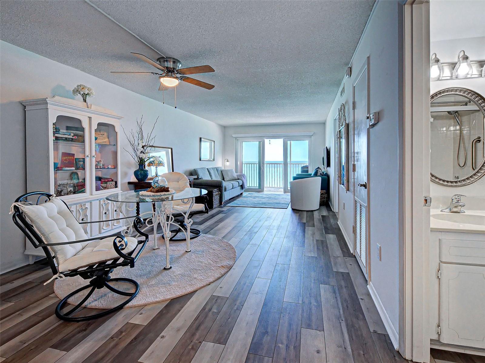 633 Alhambra Unit 1006, Venice, FL 34285