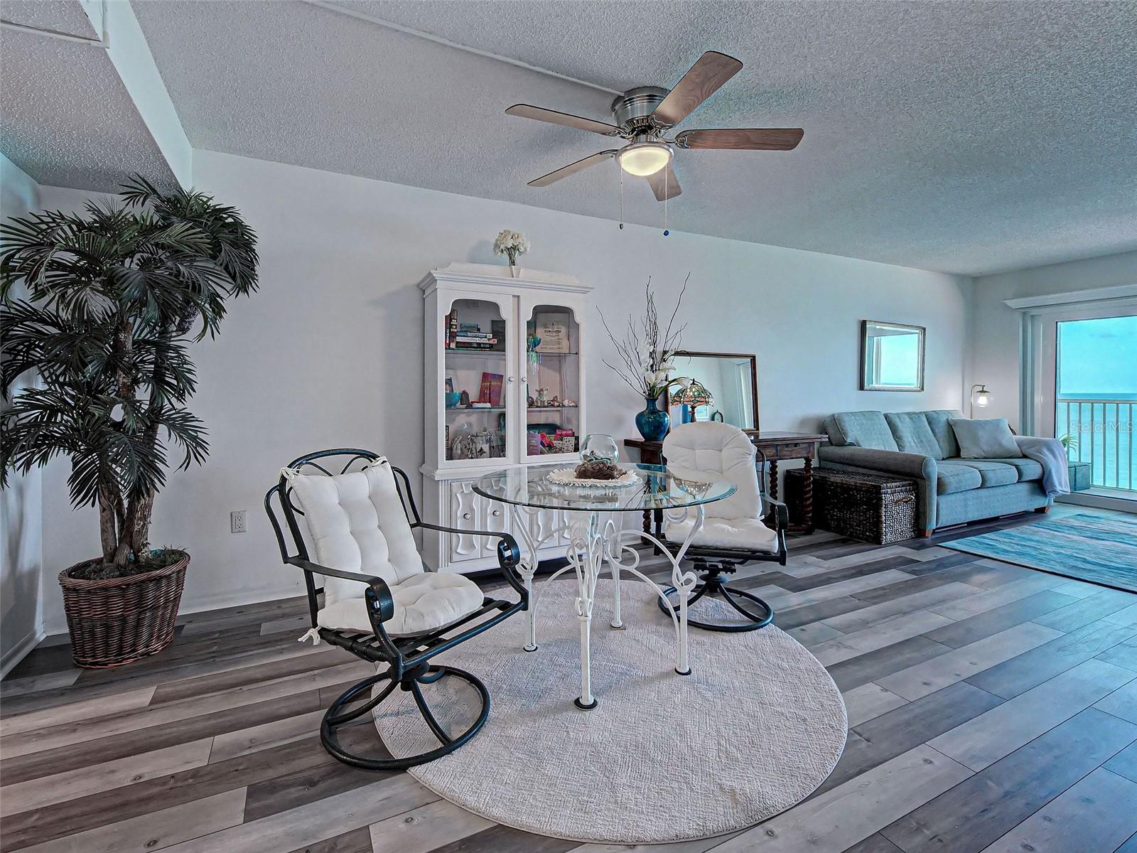 633 Alhambra Unit 1006, Venice, FL 34285