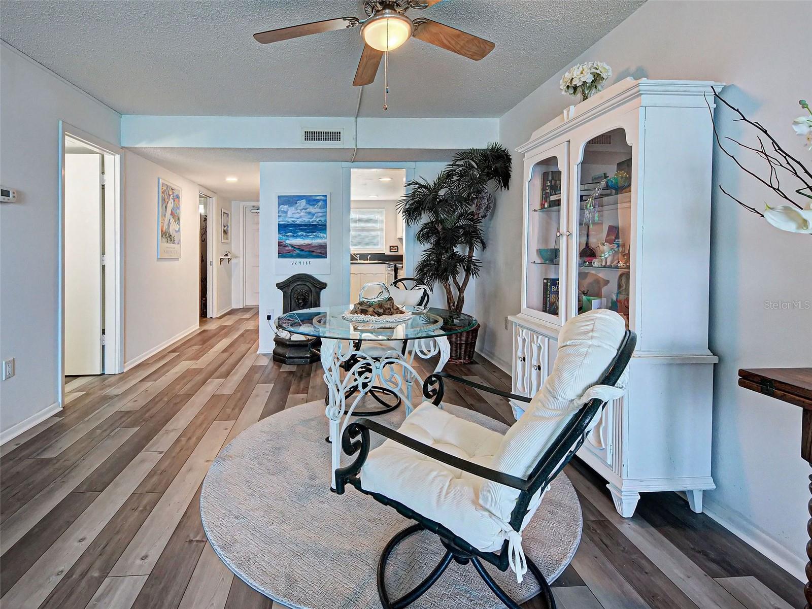 633 Alhambra Unit 1006, Venice, FL 34285