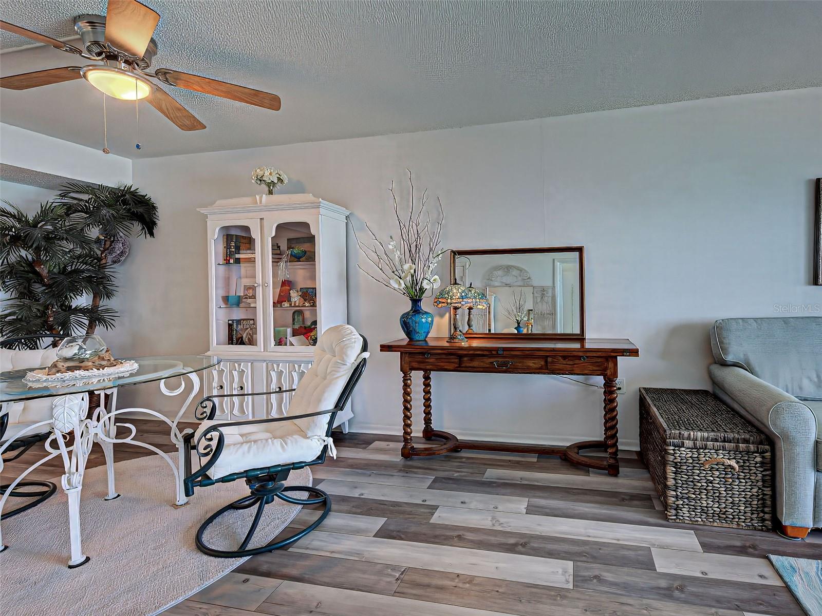 633 Alhambra Unit 1006, Venice, FL 34285