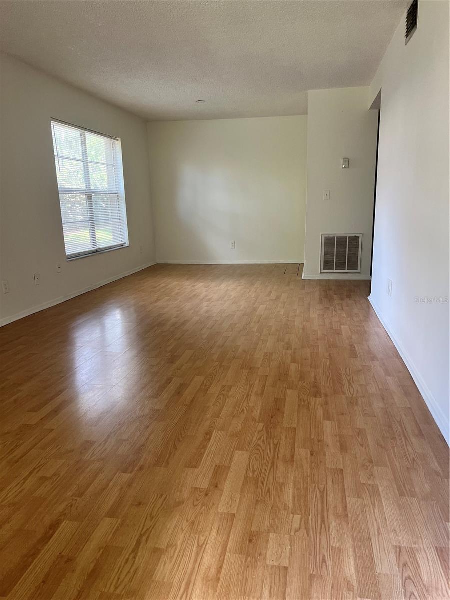 14308 Hanging Moss Unit 102, Tampa, FL 33613