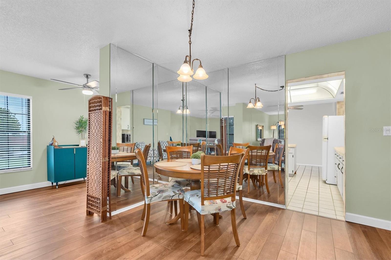 19029 Us Highway 19 Unit 26-208, Clearwater, FL 33764