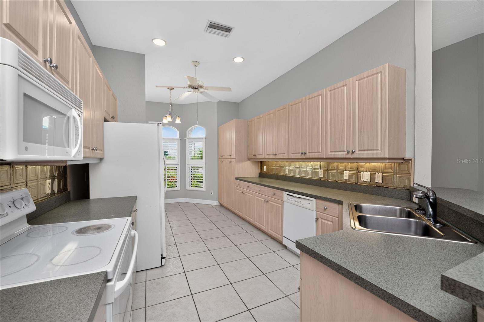 1611 Atares Drive Unit Unit 111, Punta Gorda, FL 33950