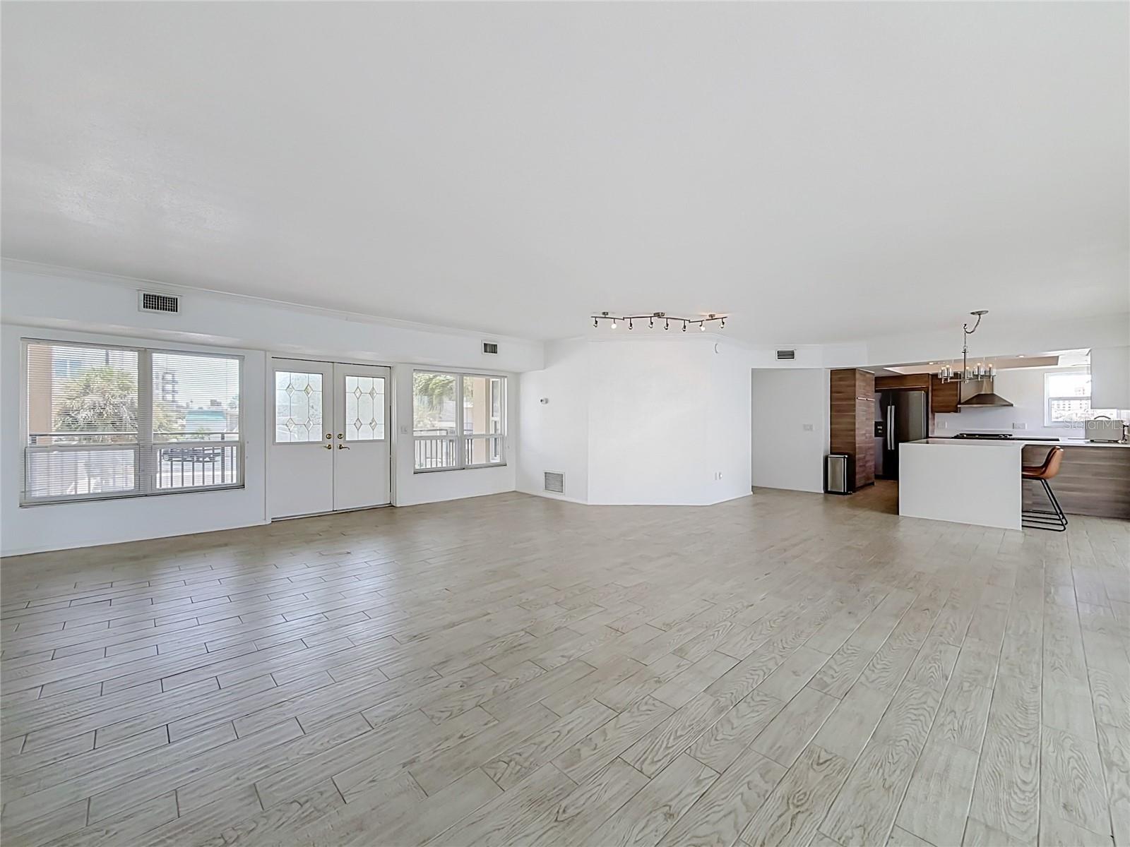 210 Dolphin Unit C, Clearwater Beach, FL 33767