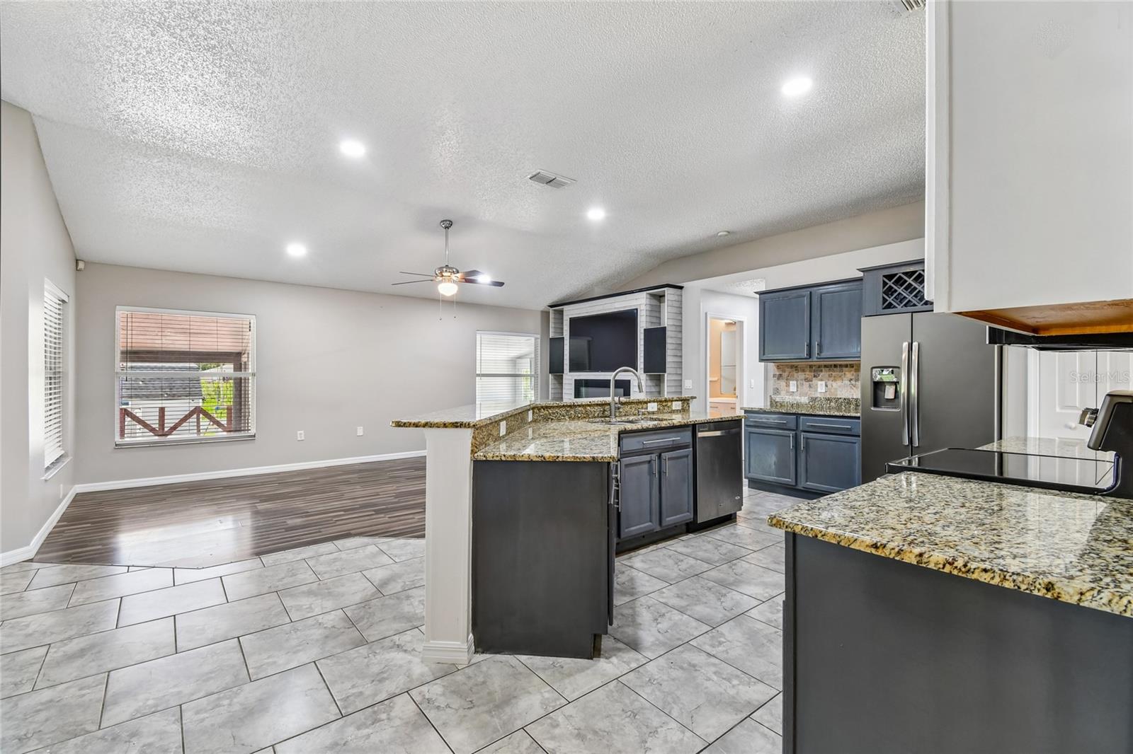 1965 Alameda, Deltona, FL 32738