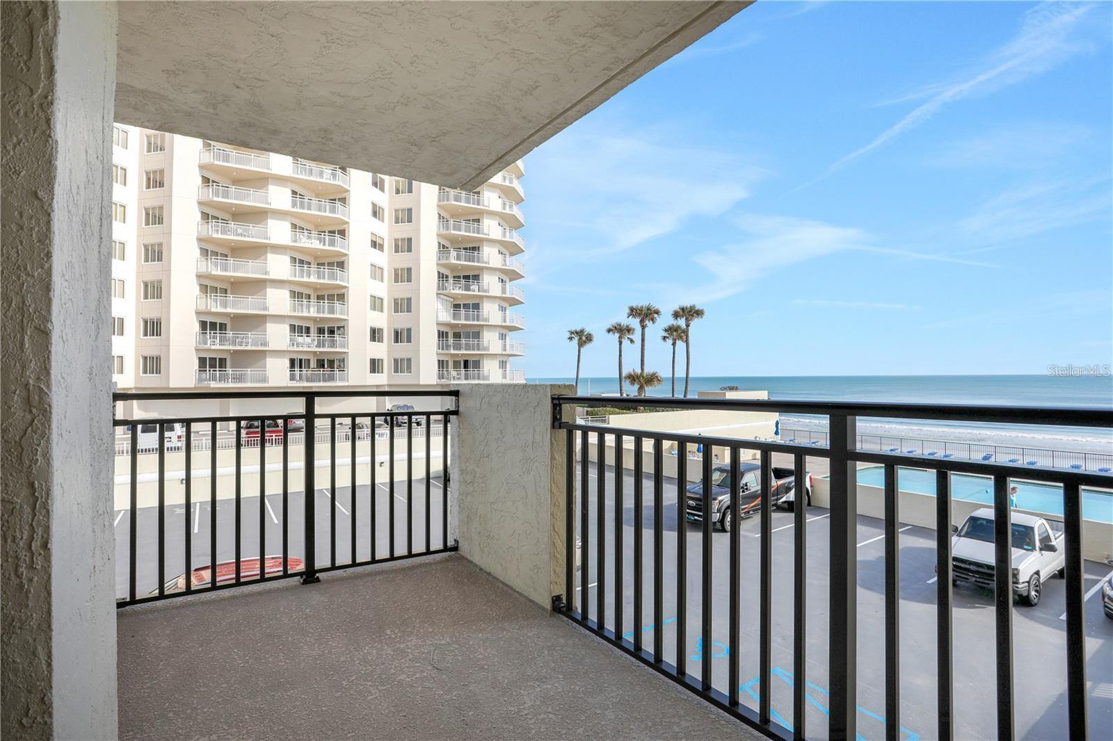 2987 Atlantic Unit 205, Daytona Beach Shores, FL 32118