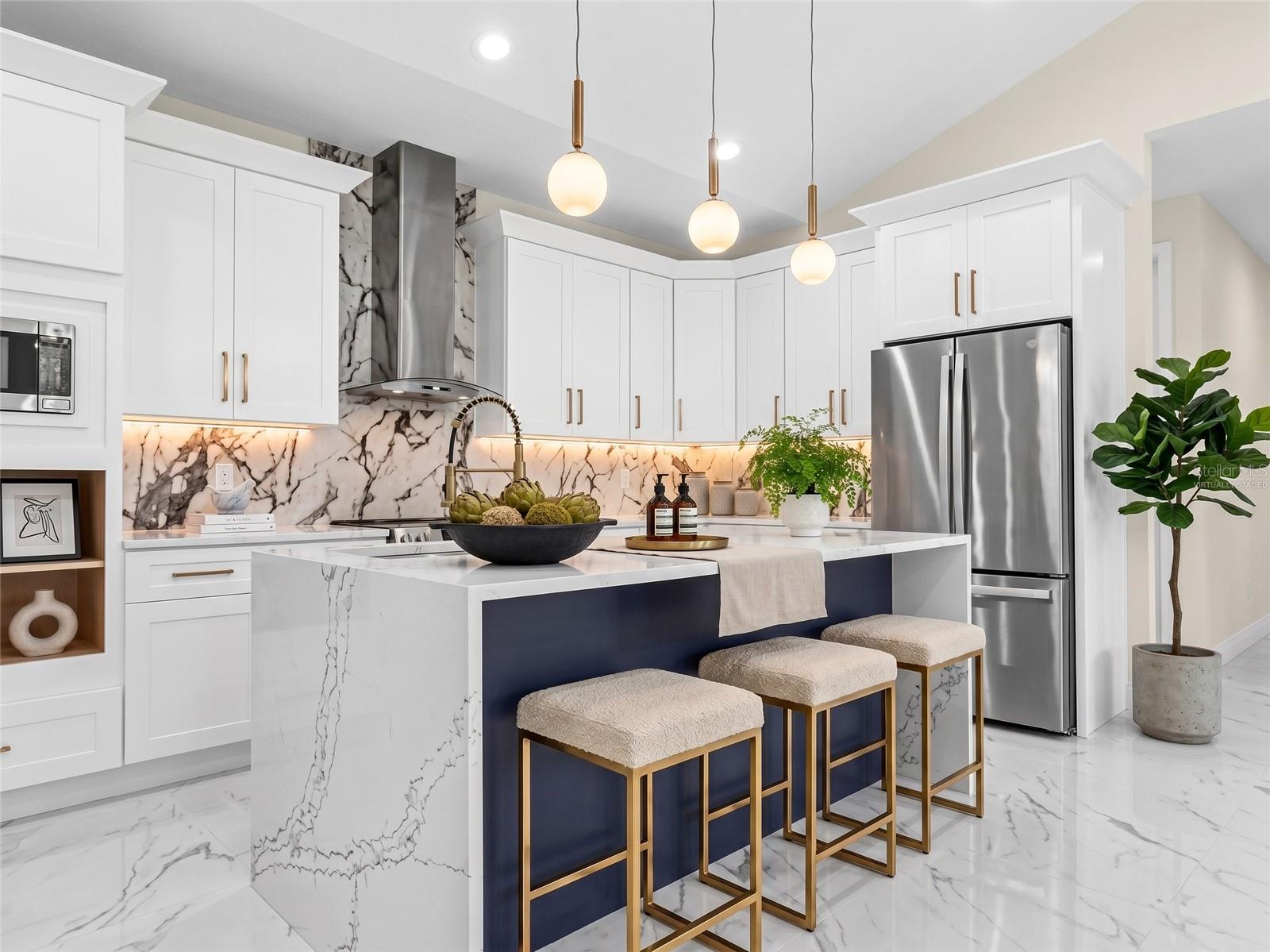 2823 60th, St Petersburg, FL 33714