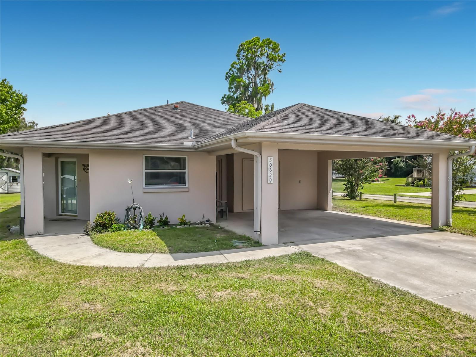 30620 95th, Fort Mc Coy, FL 32134