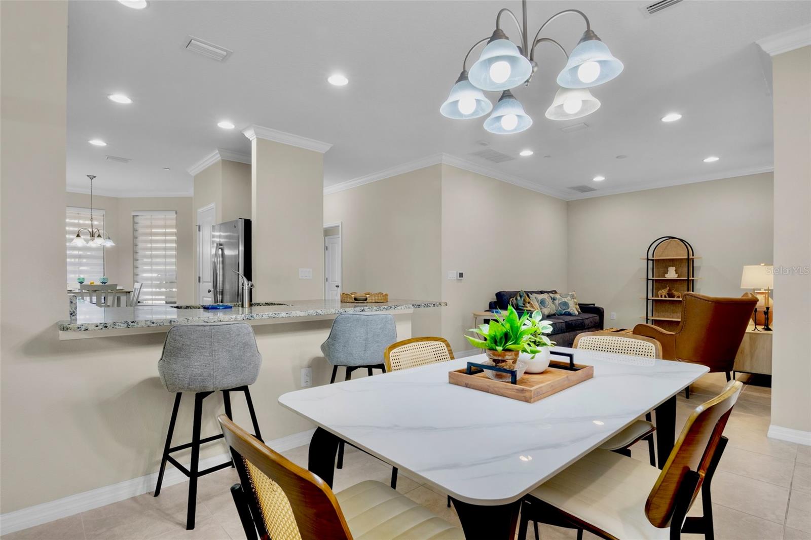5425 Cicerone Unit 103, Sarasota, FL 34238