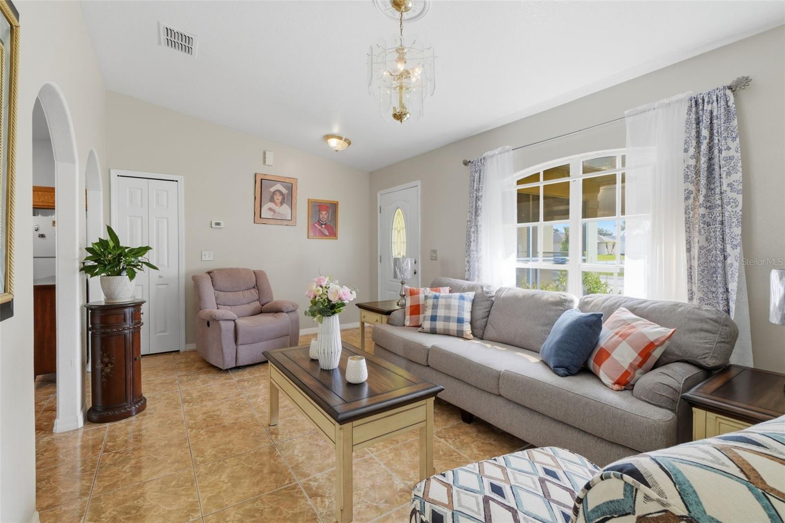 1029 Dudley, Kissimmee, FL 34758