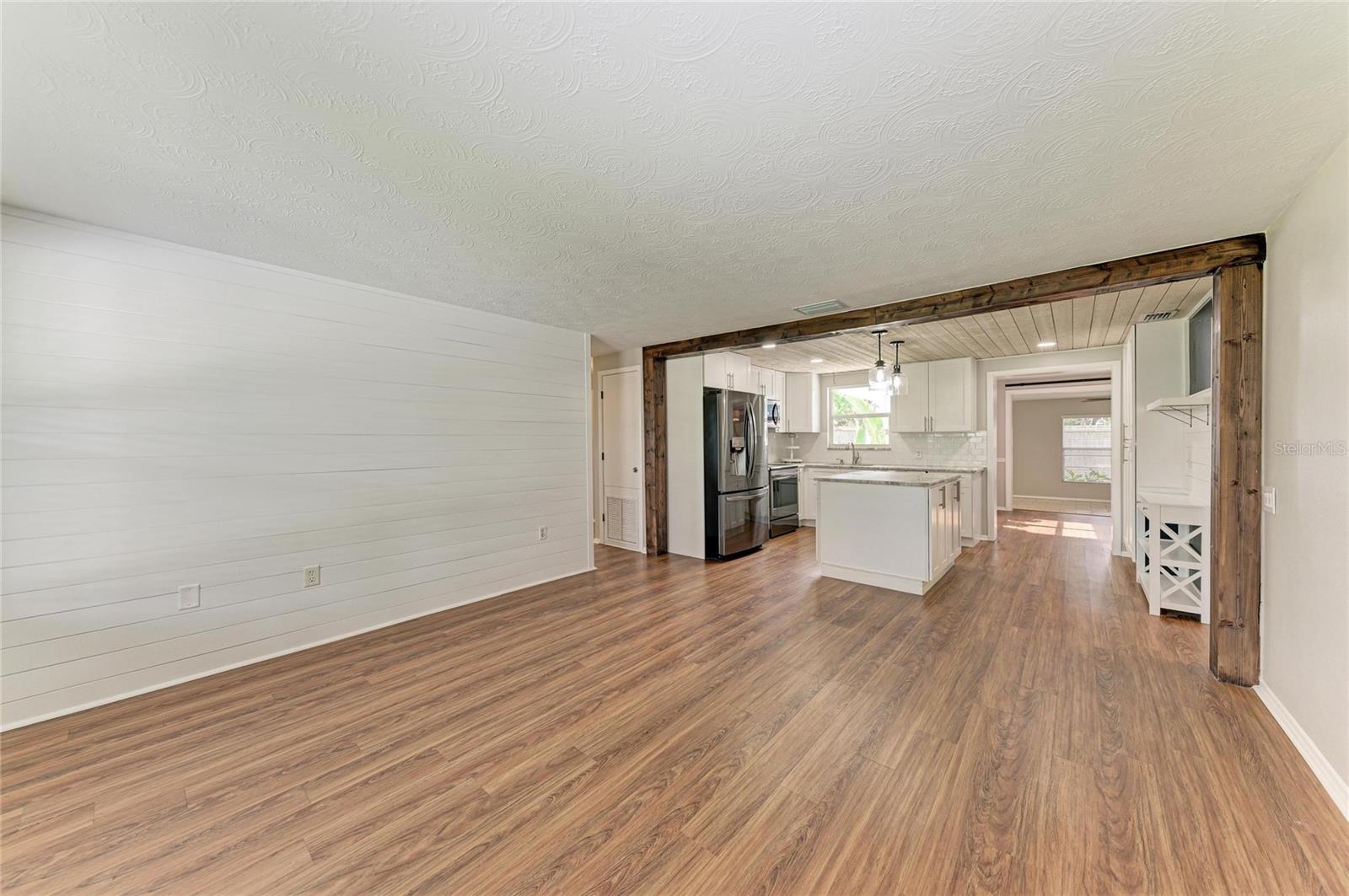 3138 Williamsburg, Sarasota, FL 34231