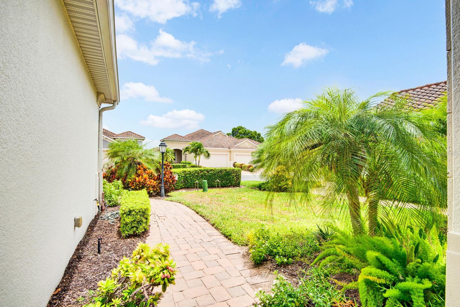 1418 Calle Grand, Bradenton, FL 34209