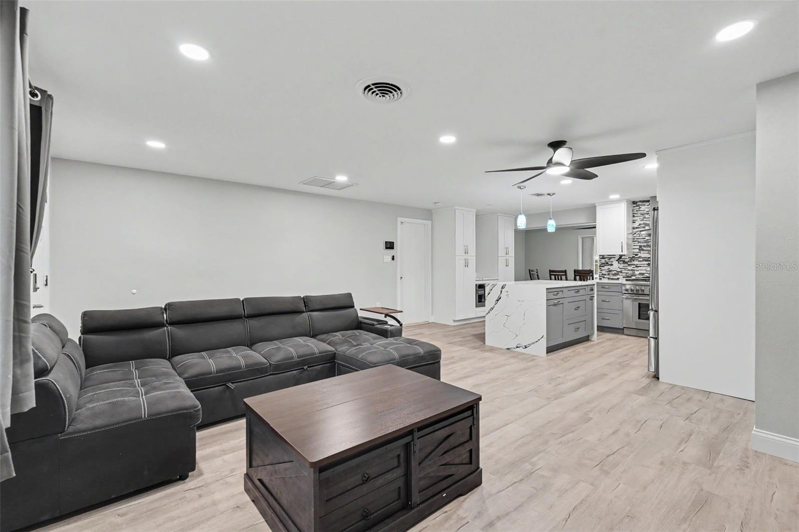 1340 Williams, Clearwater, FL 33764