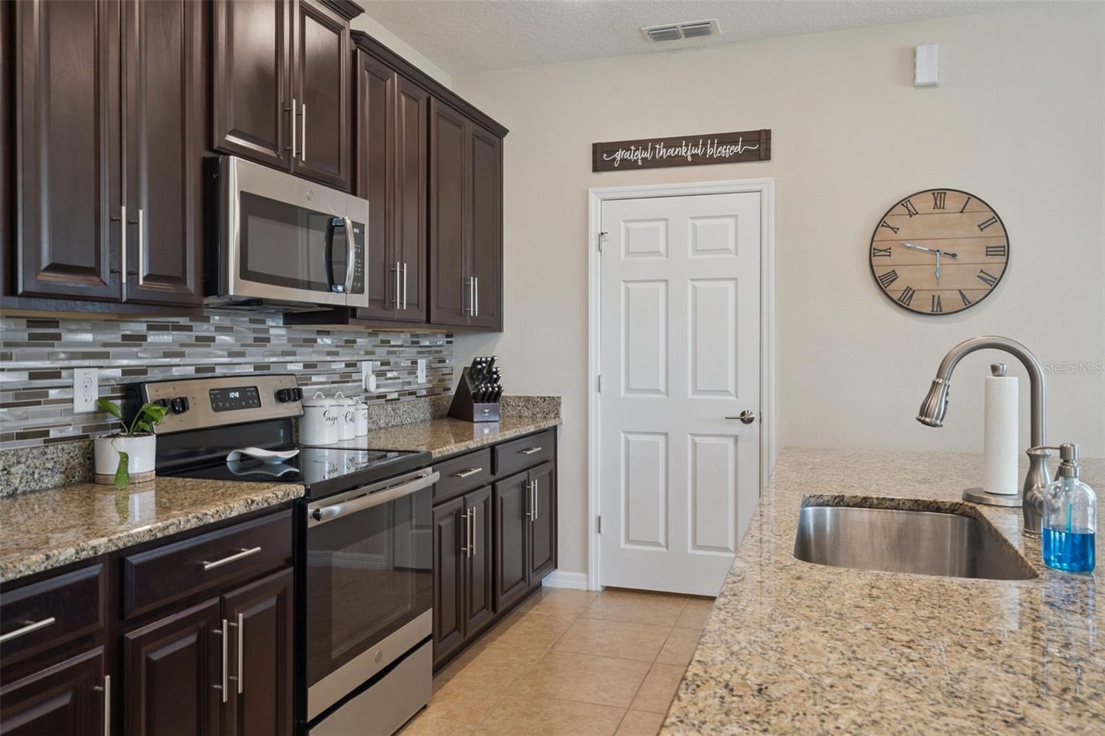 253 Sparrow Hawk, Groveland, FL 34736