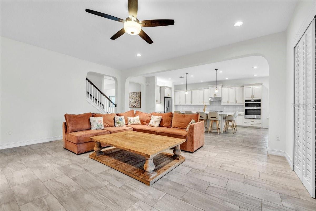 17923 Barn Close, Lutz, FL 33559