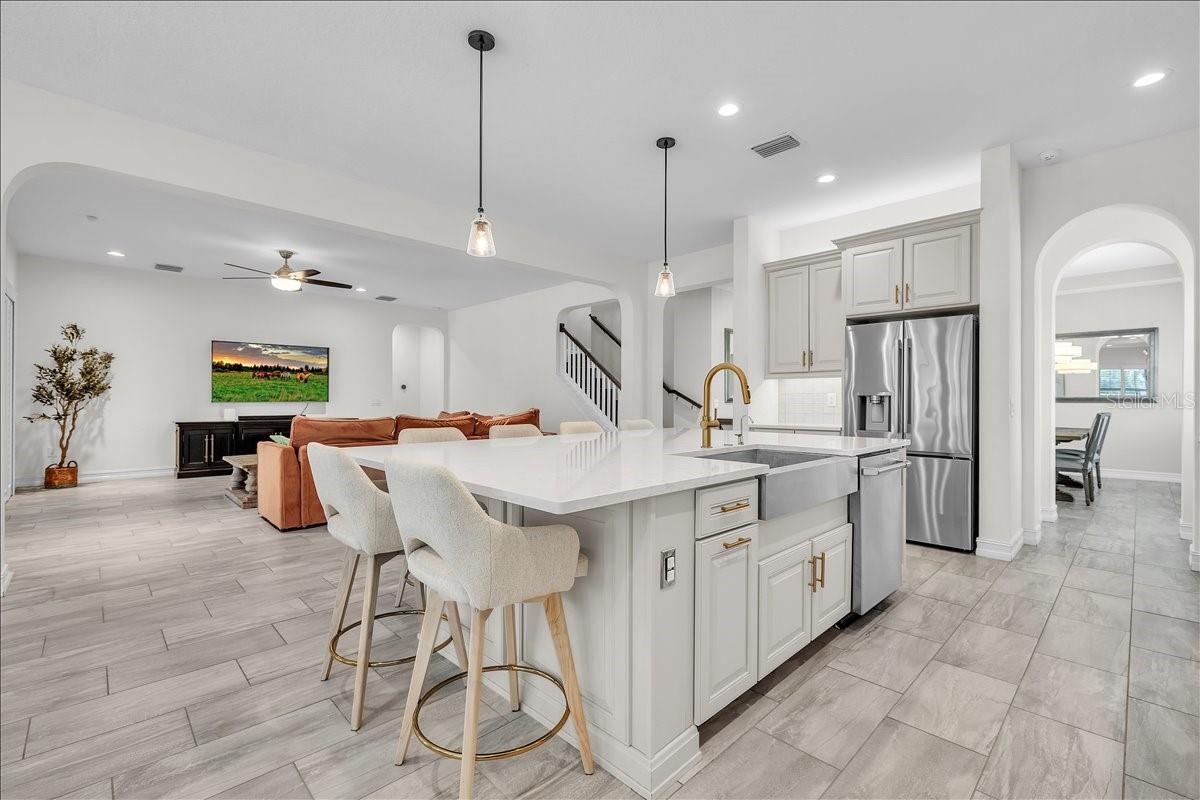 17923 Barn Close, Lutz, FL 33559