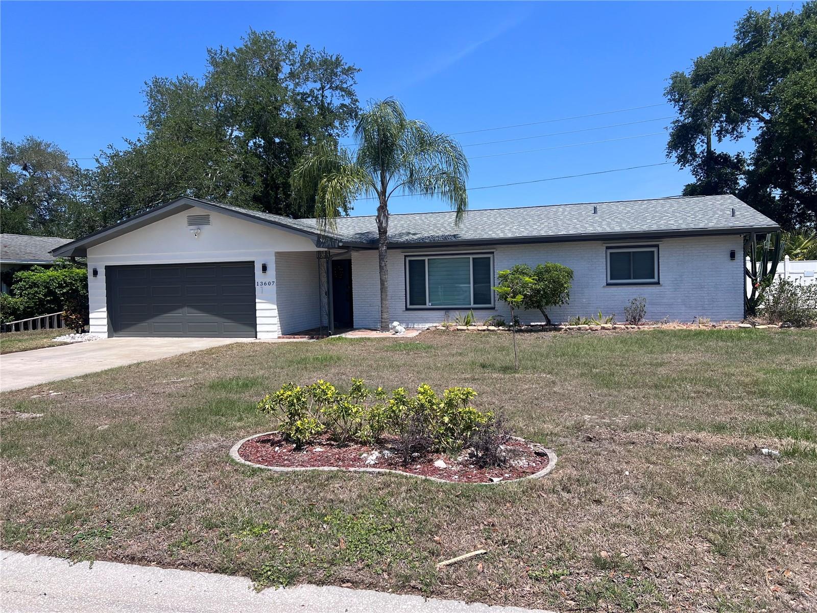 13607 101st, Seminole, FL 33776