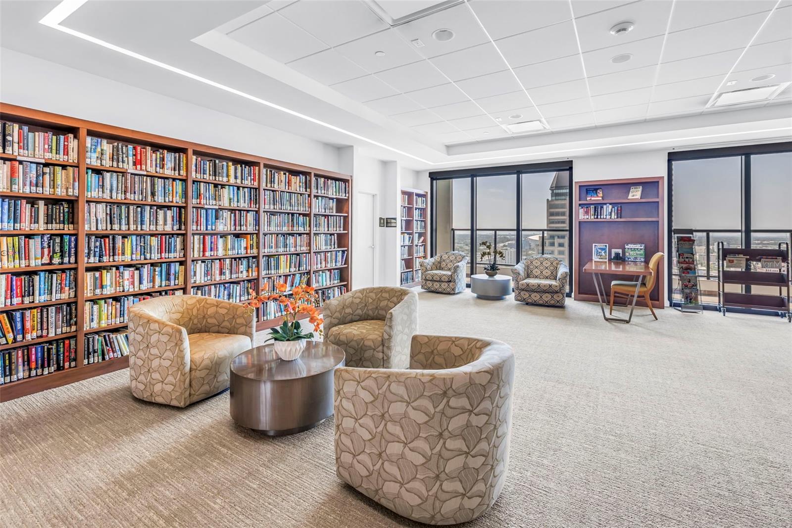 1 Beach Unit 1907, St Petersburg, FL 33701