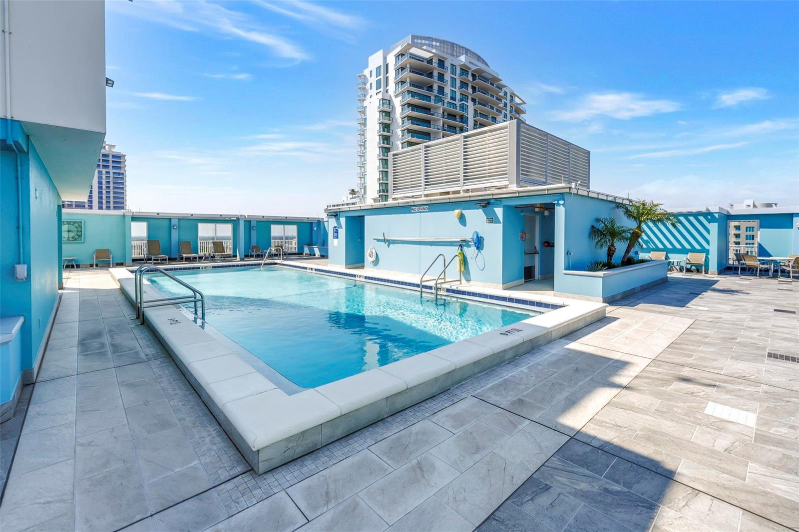 1 Beach Unit 1907, St Petersburg, FL 33701