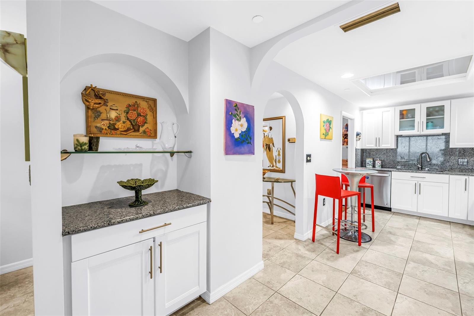 1 Beach Unit 1907, St Petersburg, FL 33701