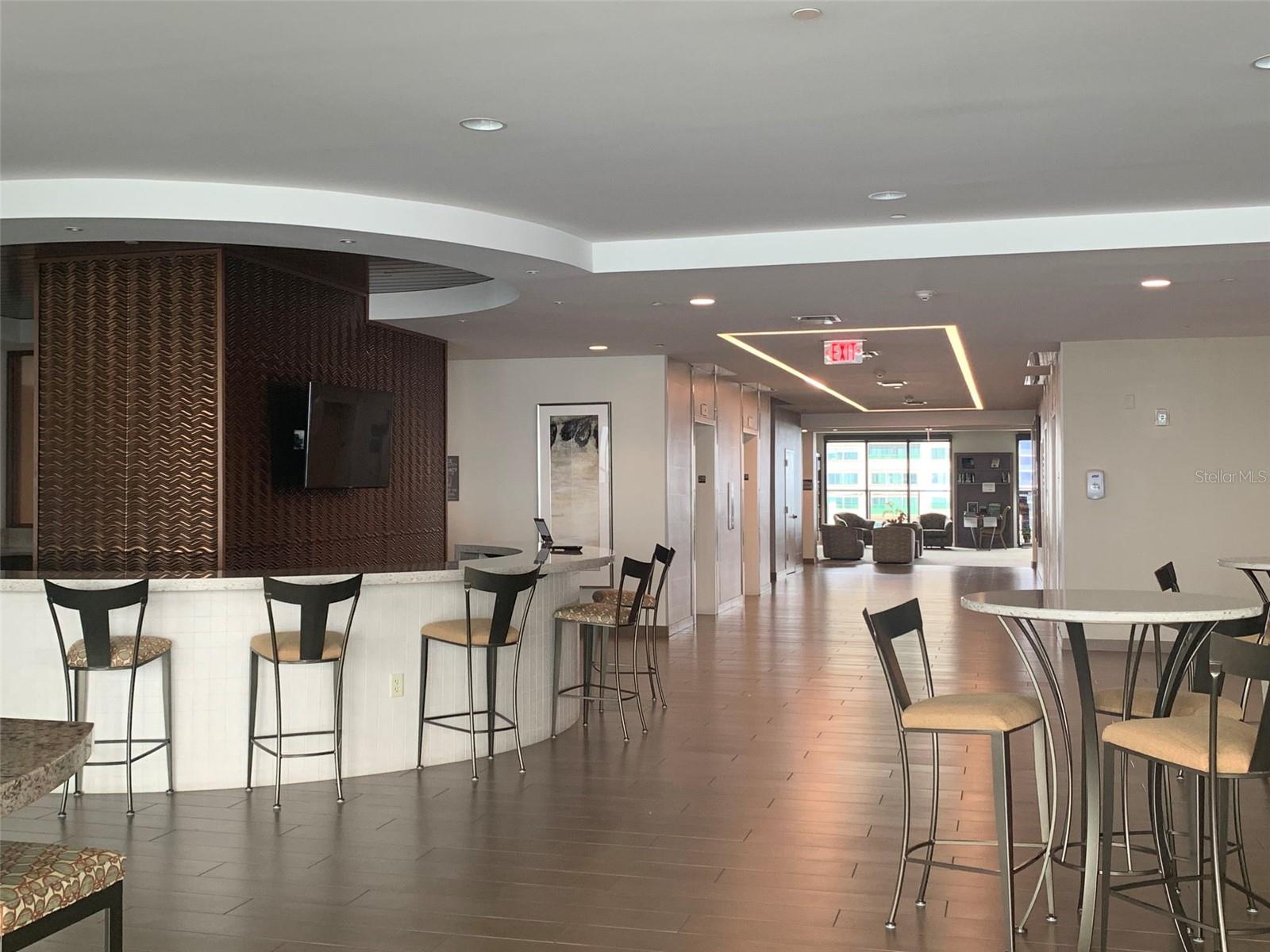 1 Beach Unit 1907, St Petersburg, FL 33701