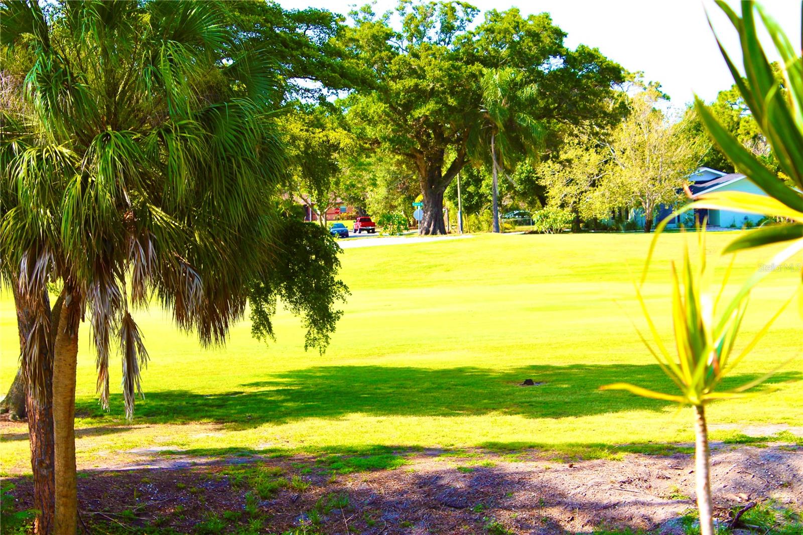 2117 Lakewood Club Unit 7k, St Petersburg, FL 33712