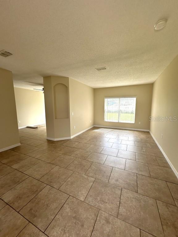 929 Gloucester, Kissimmee, FL 34758