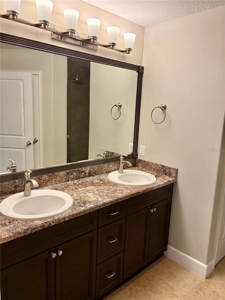 882 256th, Newberry, FL 32669