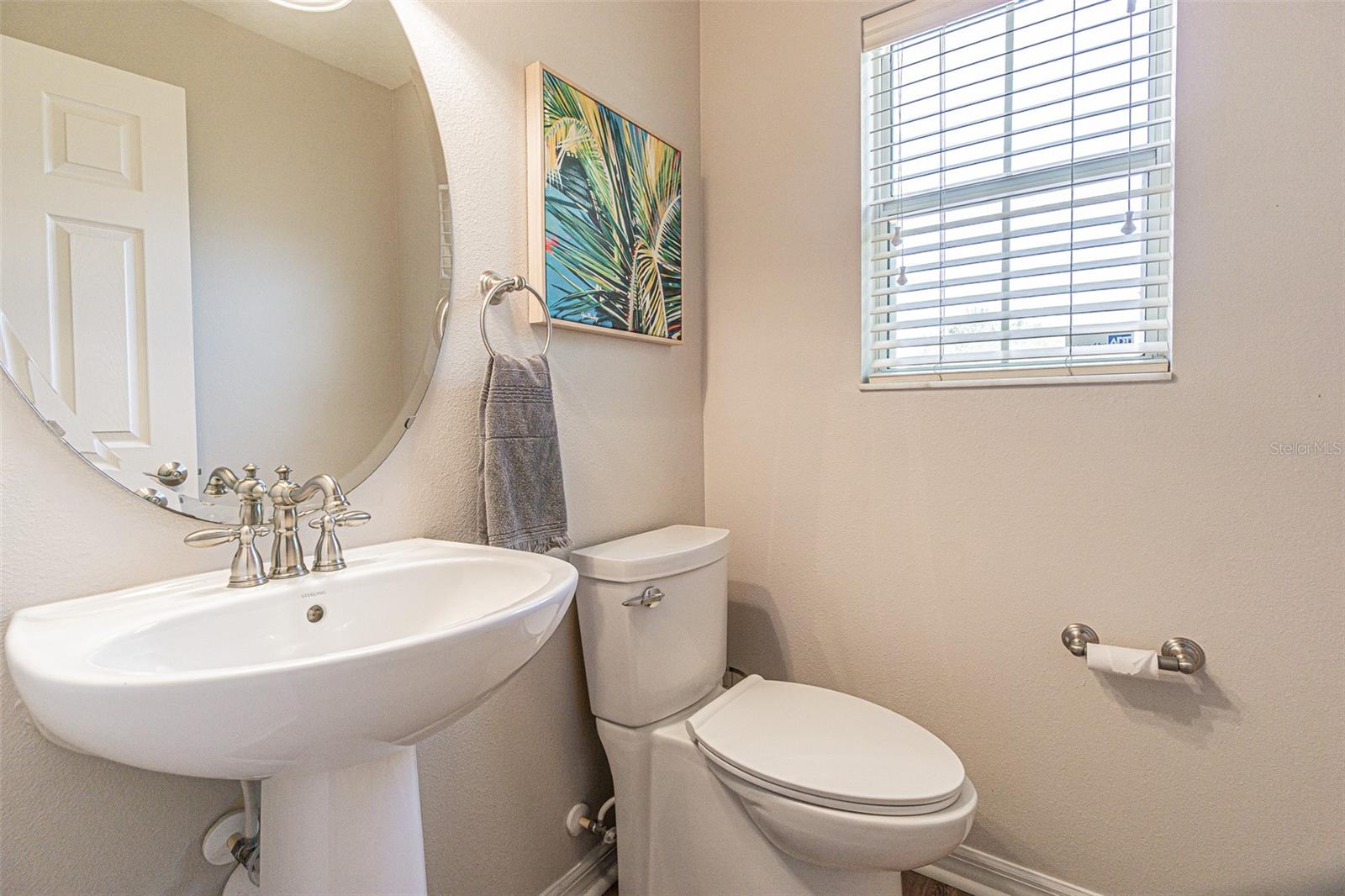 526 Wheaton Trent, Tampa, FL 33619