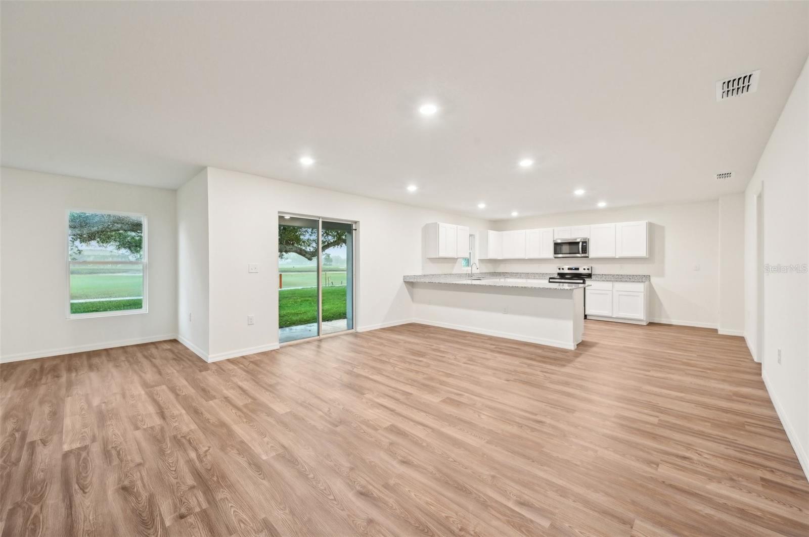 11342 Telephone, Weeki Wachee, FL 34614
