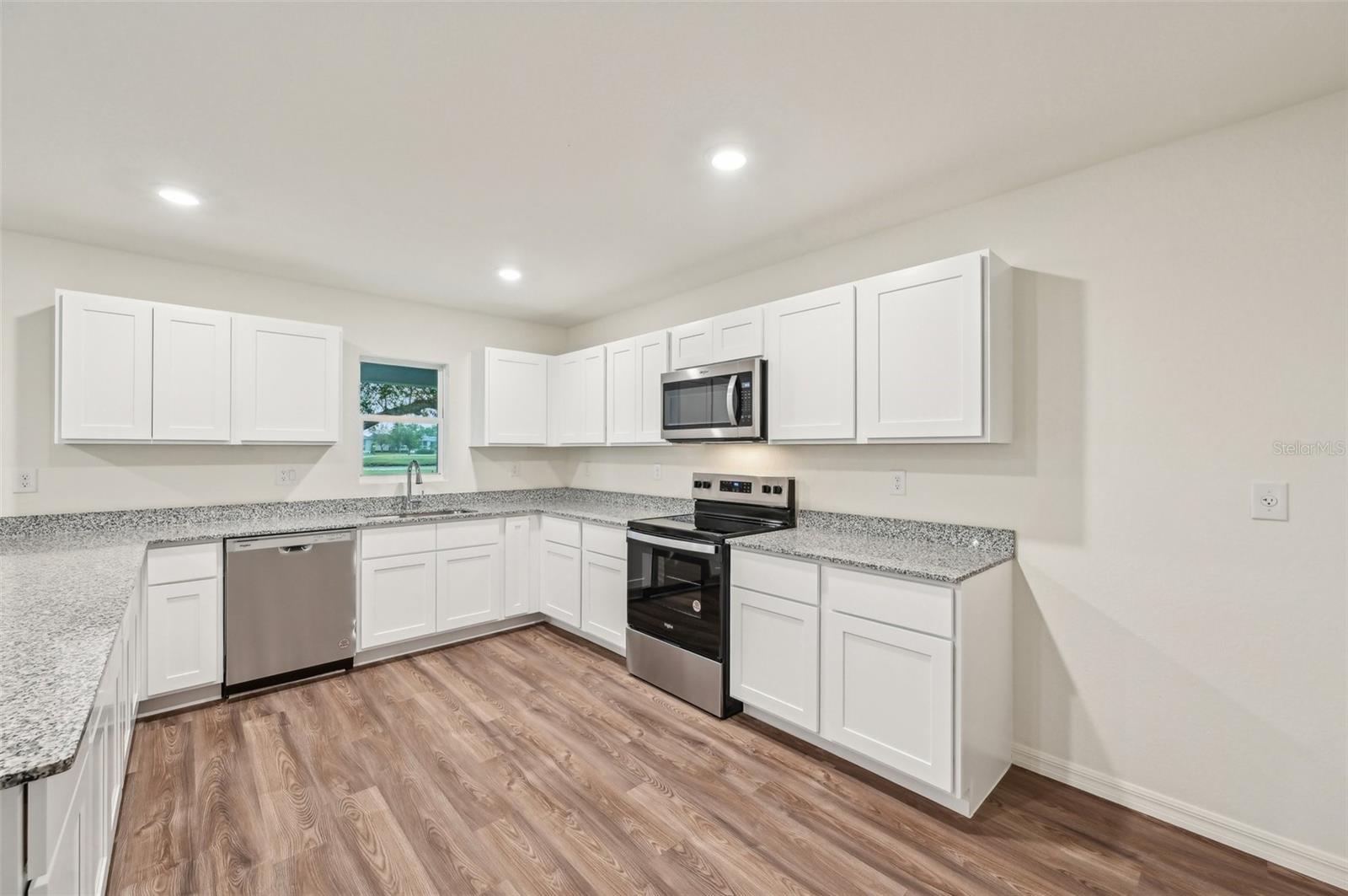 11342 Telephone, Weeki Wachee, FL 34614