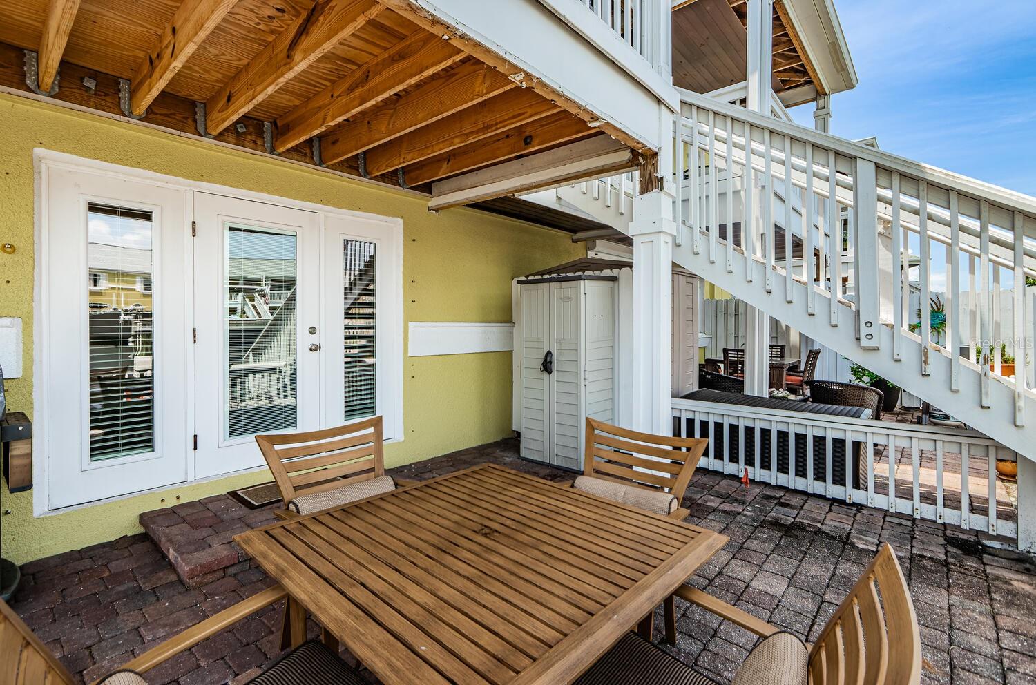 5215 Coquina Key Unit B, St Petersburg, FL 33705