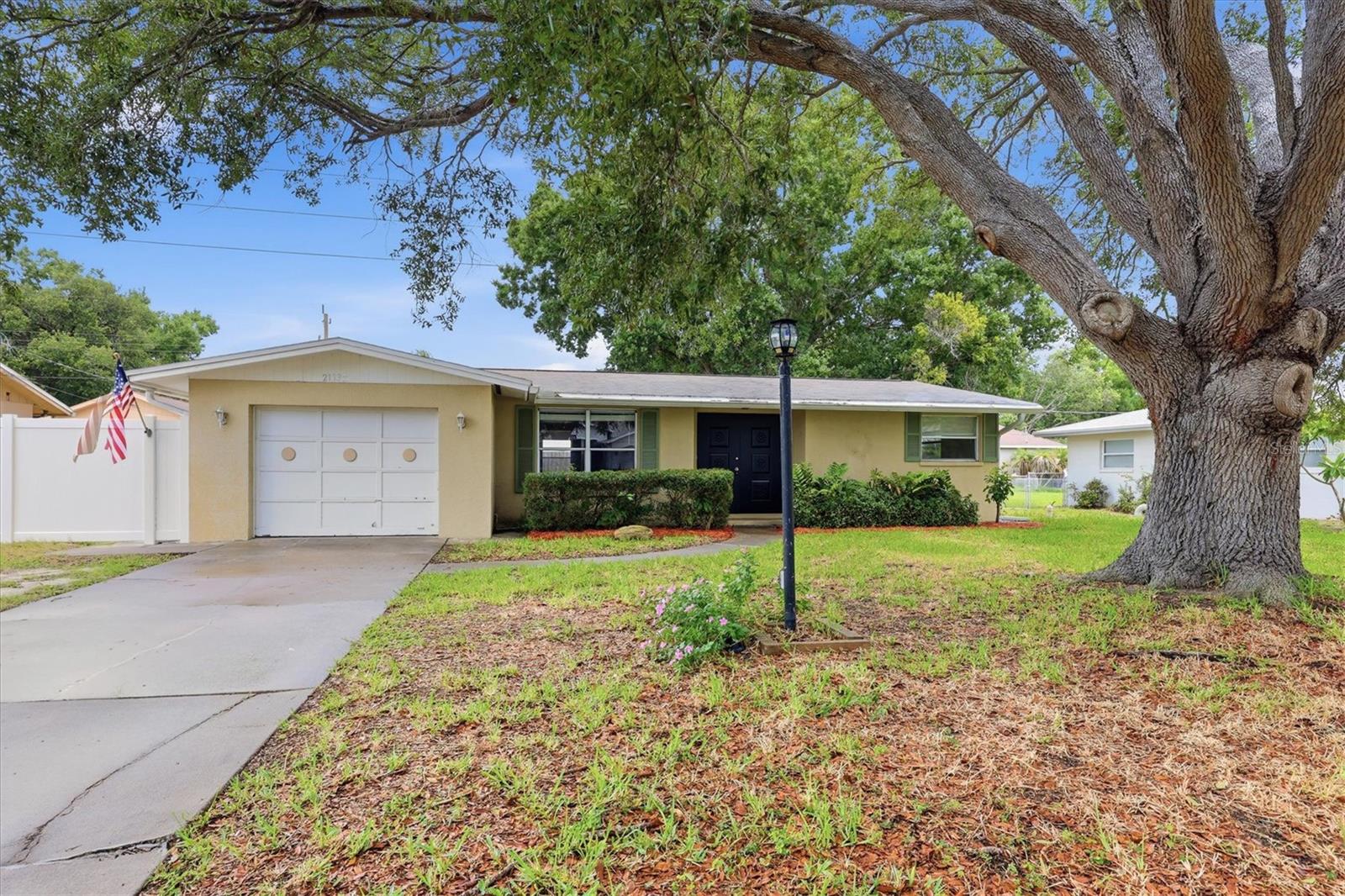 2173 Fiesta, Sarasota, FL 34231