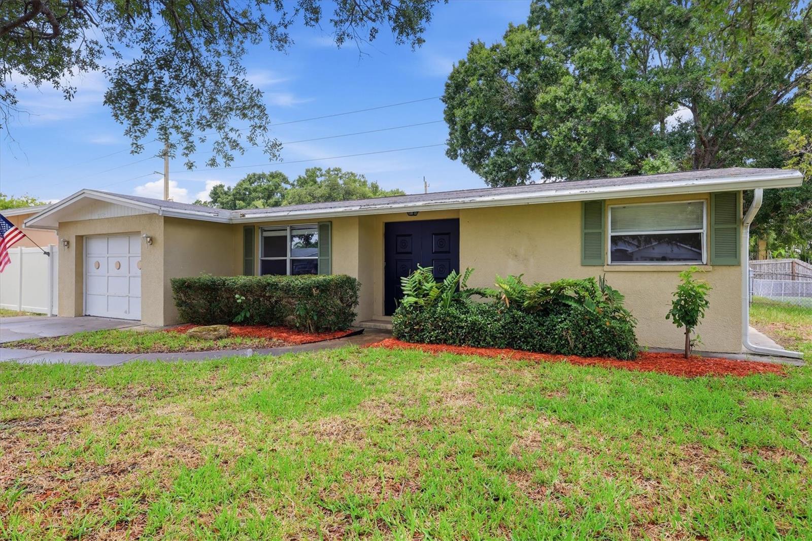 2173 Fiesta, Sarasota, FL 34231