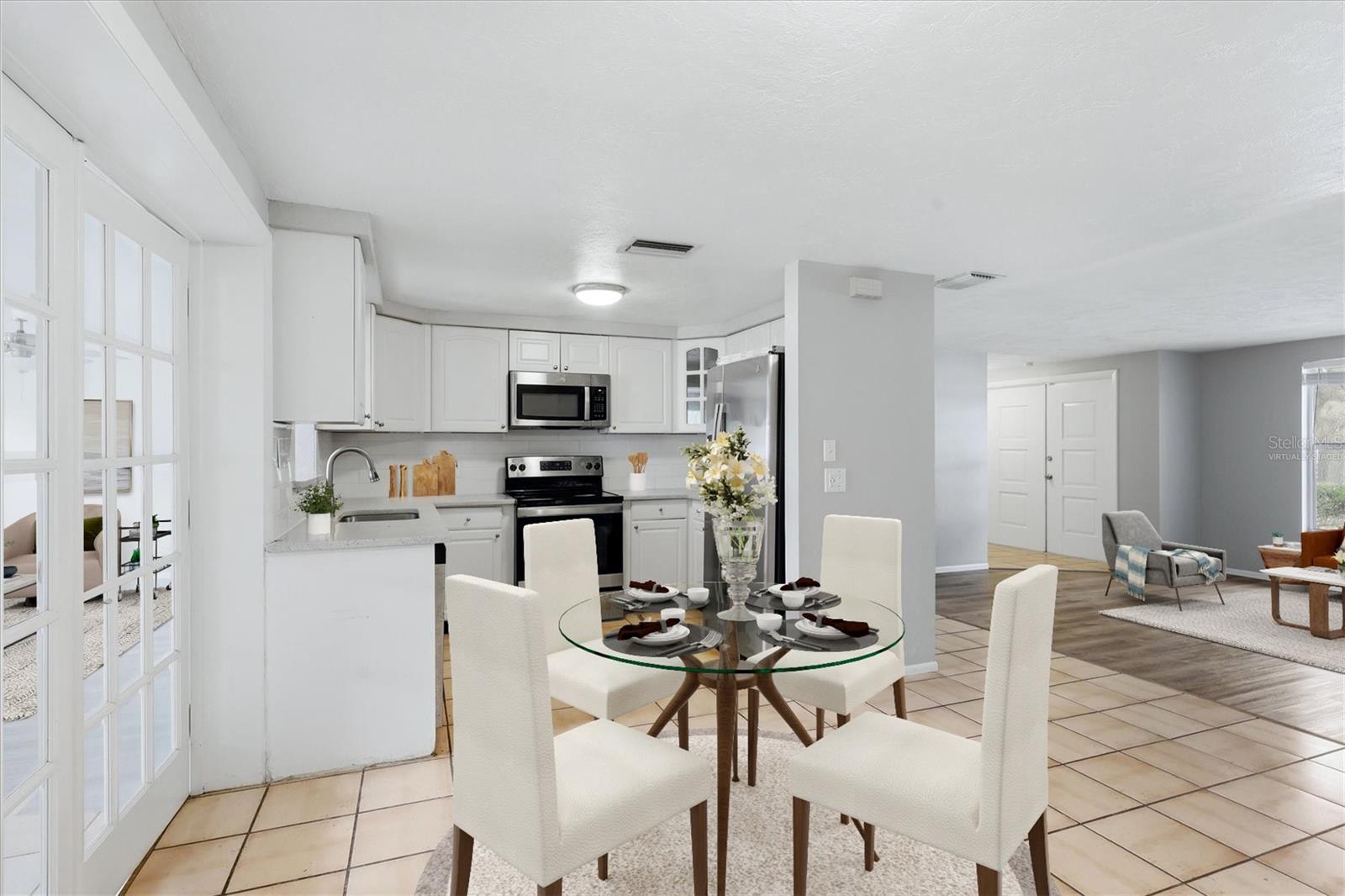 2173 Fiesta, Sarasota, FL 34231