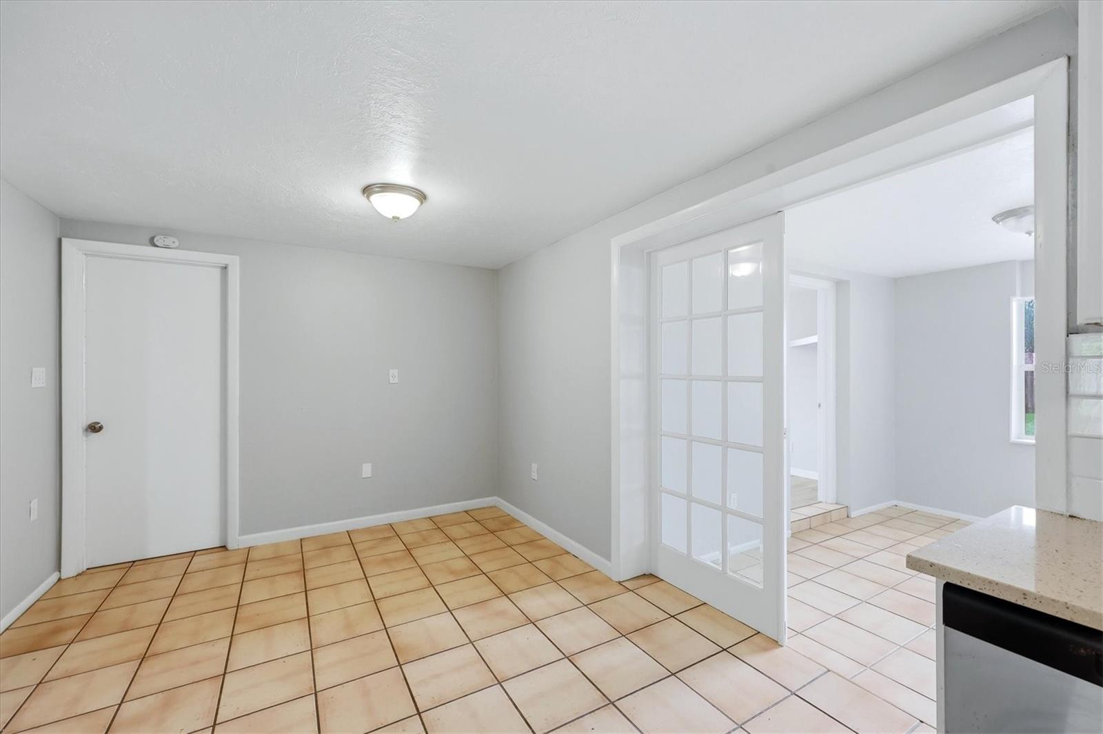 2173 Fiesta, Sarasota, FL 34231