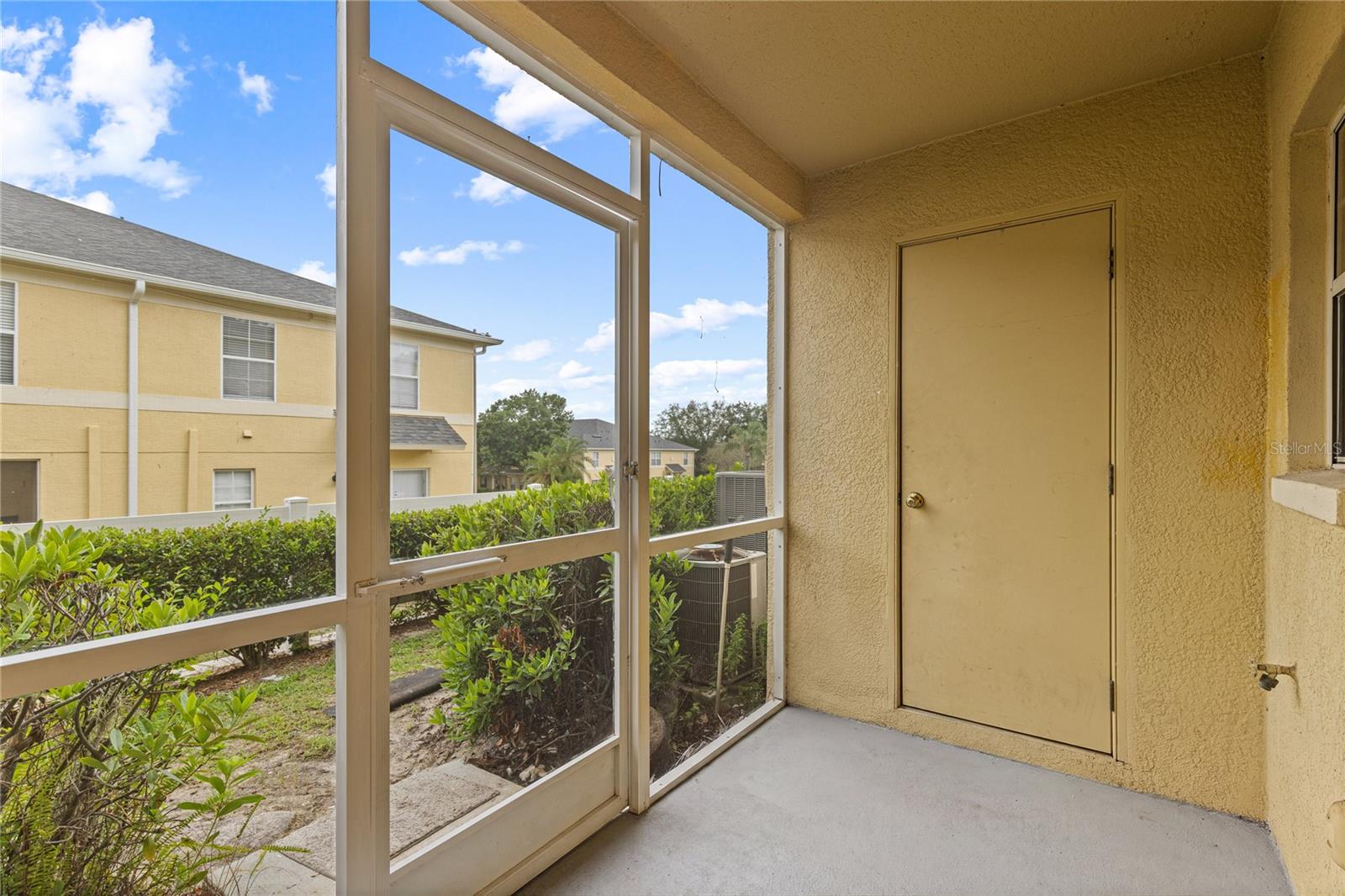 216 Dragons Fire, Valrico, FL 33594