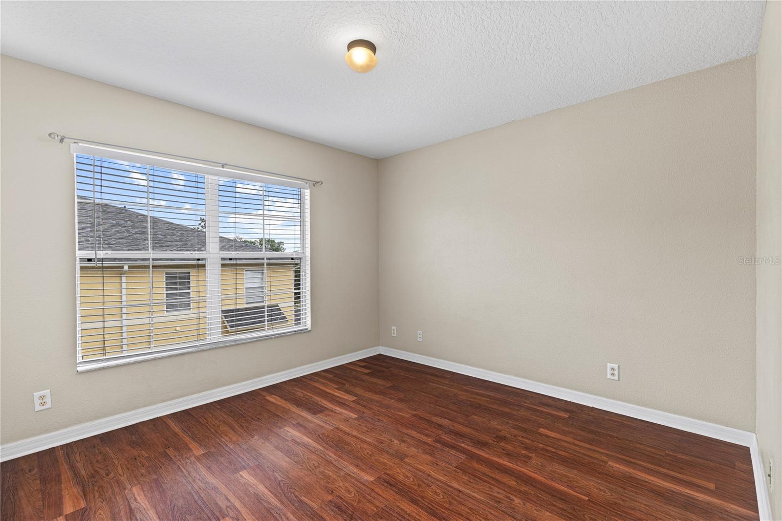 216 Dragons Fire, Valrico, FL 33594