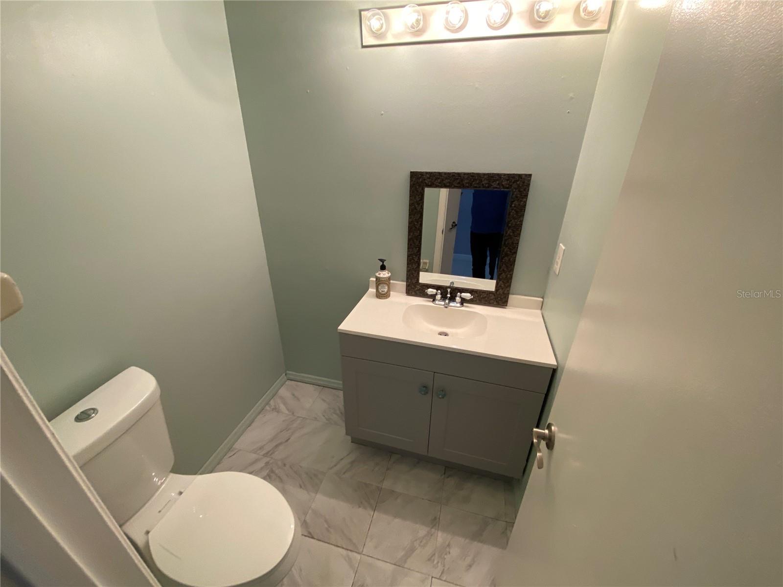 82 Lakepointe Unit 82, Kissimmee, FL 34743