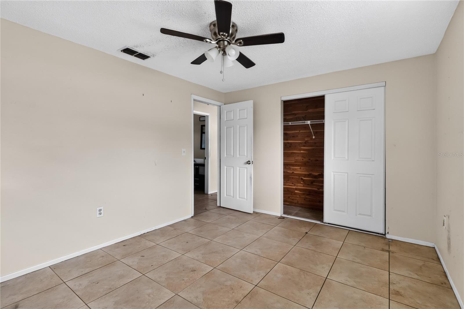 7036 Ashwood, Port Richey, FL 34668