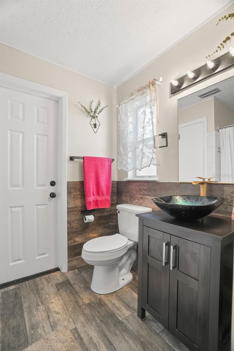 1564 Santa Monica, Dunedin, FL 34698